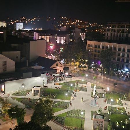 Apartman Pozoriste Penthaus Banja Luka Exteriör bild