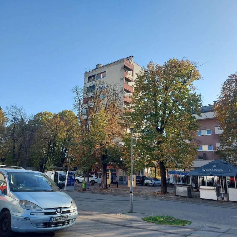 Apartman Pozoriste Penthaus Banja Luka Exteriör bild