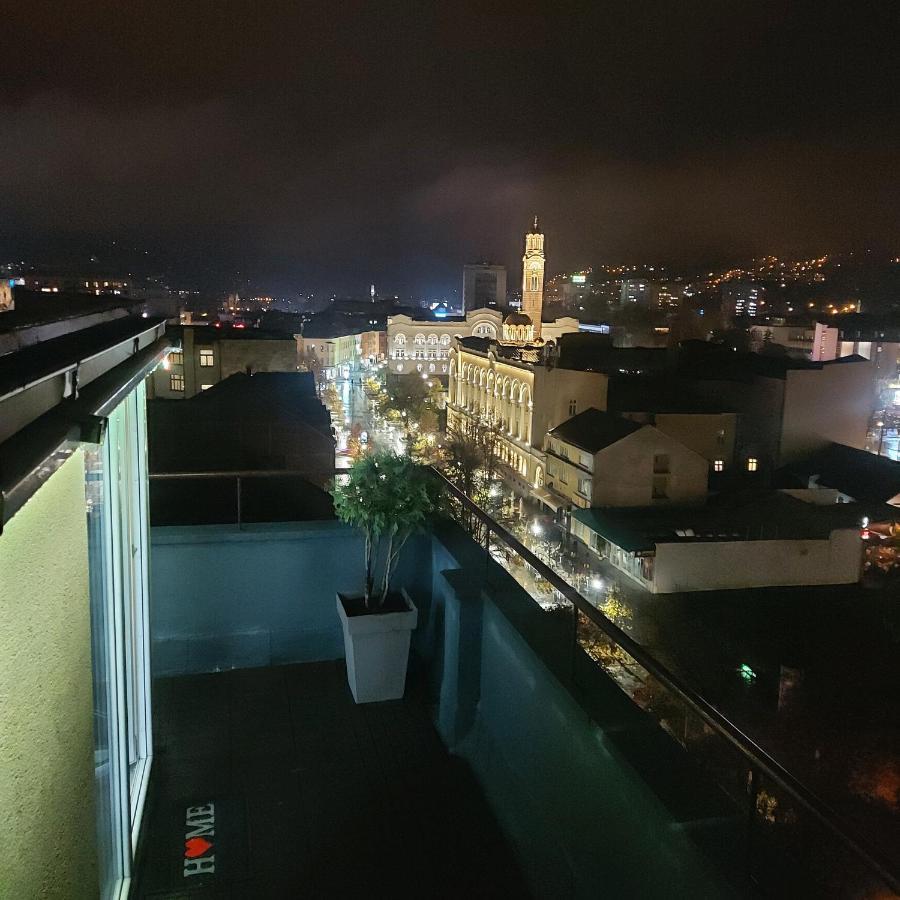 Apartman Pozoriste Penthaus Banja Luka Exteriör bild
