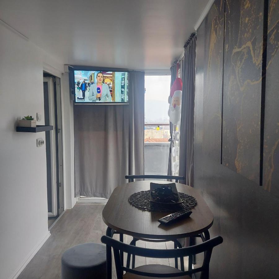 Apartman Pozoriste Penthaus Banja Luka Exteriör bild