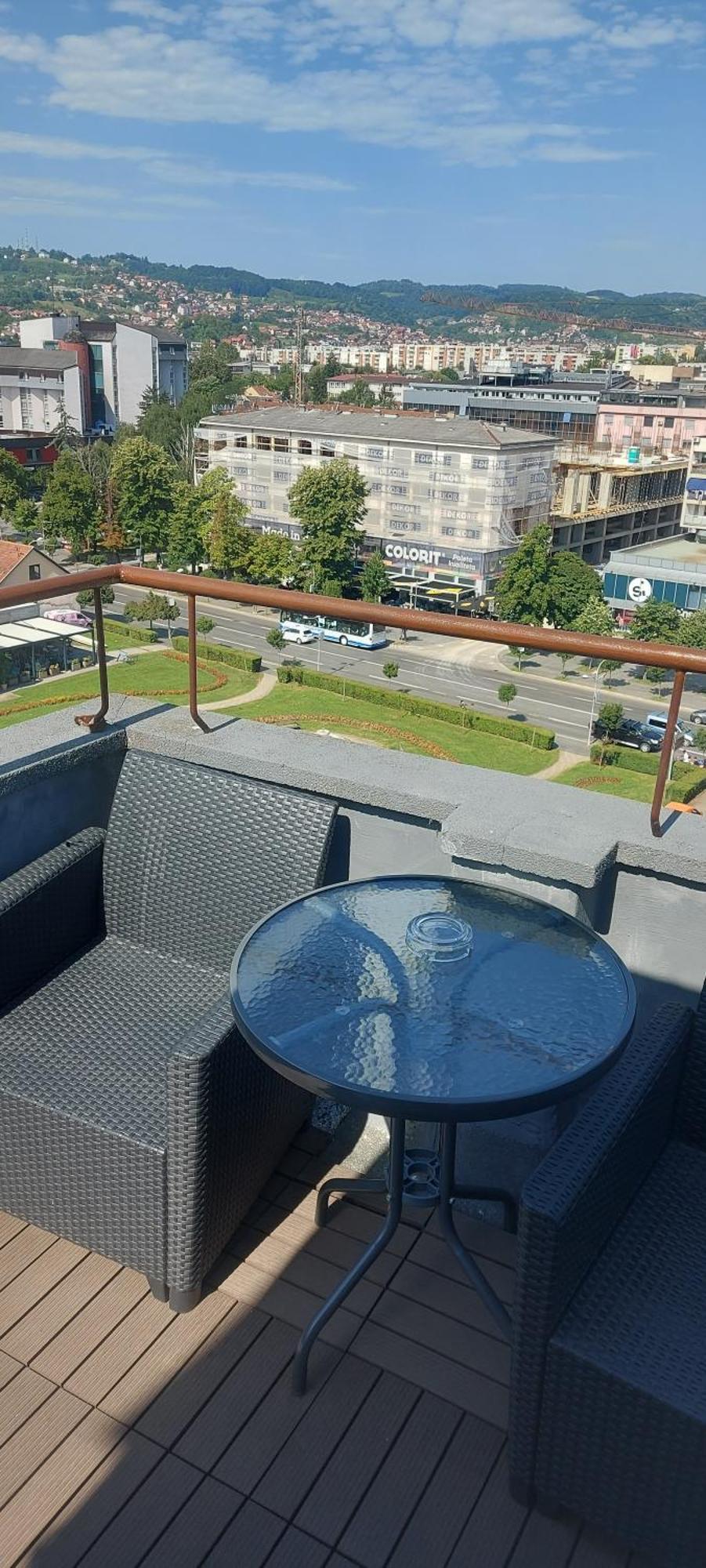 Apartman Pozoriste Penthaus Banja Luka Rum bild